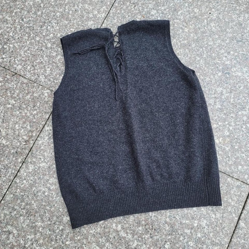 Vintage United Colors Of Benetton vest - Picture 2 of 7